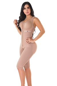 Cargar imagen en el visor de la galería, Faja moldeadora larga con sujetador y tirantes anchos
