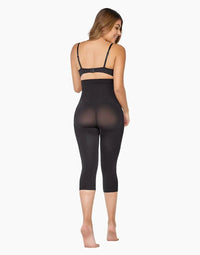 Load image into Gallery viewer, Capri Leggings Comfort Evolution
