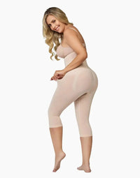 Load image into Gallery viewer, Capri Leggings Comfort Evolution
