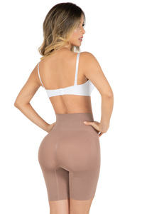 Load image into Gallery viewer, High Waist Seamless Push Up Shorts
